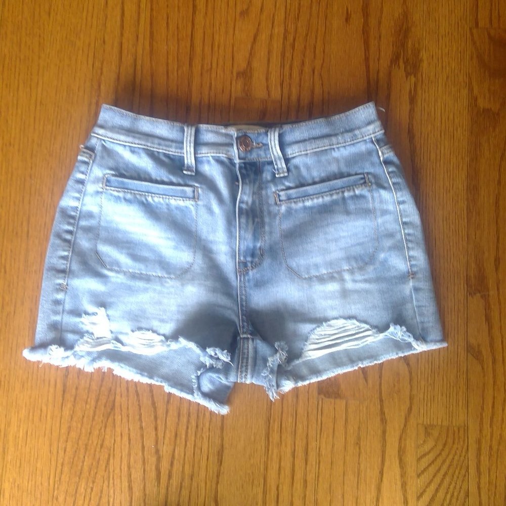 Mudd Size 5 High Waisted Distressed Denim Jean Shorts